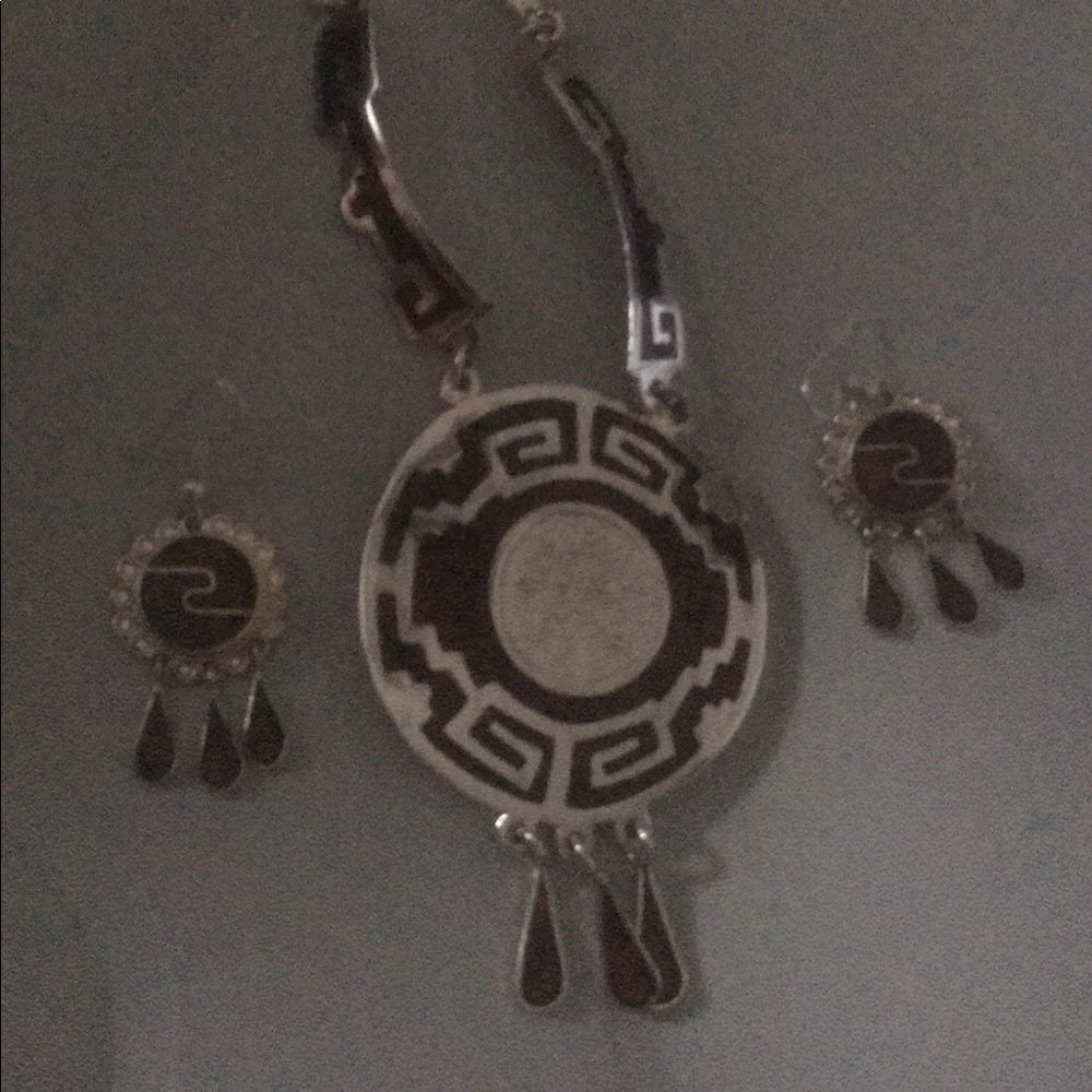 Necklace and matching earring.